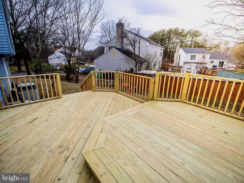 Exterior - 11200 Basswood Ter, Laurel, MD 20708 photo 9 of 10