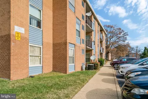 3847 Saint Barnabas Rd, Suitland, MD 20746