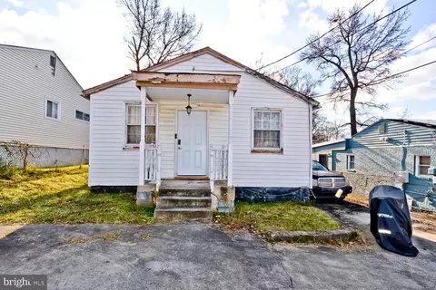 6607 Seat Pleasant Dr, Capitol Heights, MD 20743