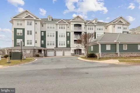 13901 Belle Chasse Blvd #211, Laurel, MD 20707