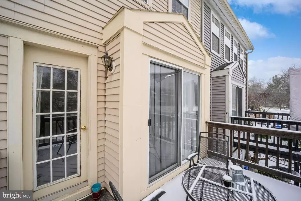 7930 Chapel Cove Dr, Laurel, MD 20707 14 Photos Movoto