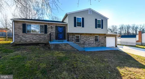 3002 Plaza Dr, District Heights, MD 20747