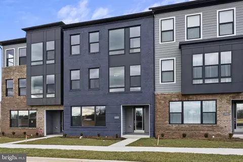 717 Fairmont Dr, Bowie, MD 20716
