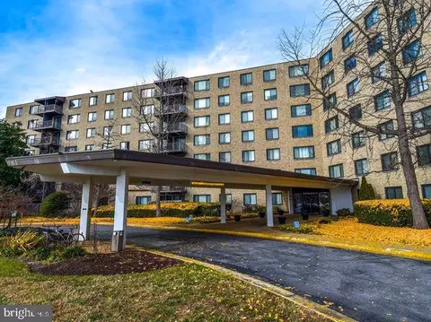 3450 Toledo Ter #503, Hyattsville, MD 20782
