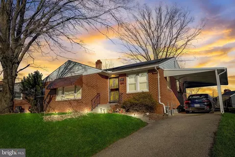 2604 Fort Dr, Suitland, MD 20746