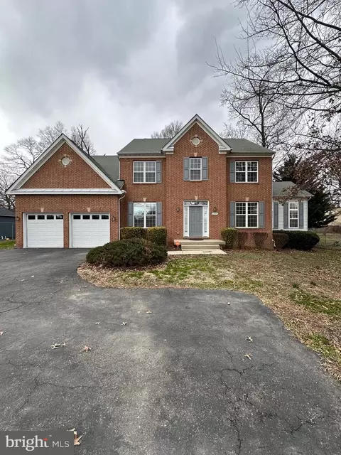 8209 Allentown Rd, Fort Washington, MD 20744