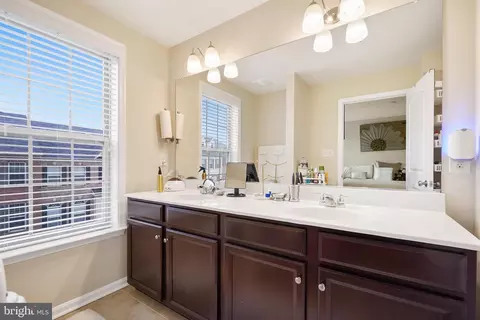 Entry Way - 9525 Smithview Pl, Lanham, MD 20706 photo 7 of 7