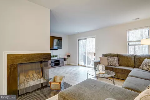 7660 E Arbory Ct #251, Laurel, MD 20707 photo 4