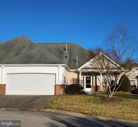 6 Braswell Ct, Marlboro, MD 20774