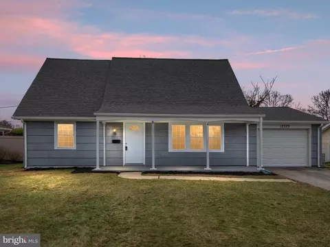 12329 Flamingo Ln, Bowie, MD 20715