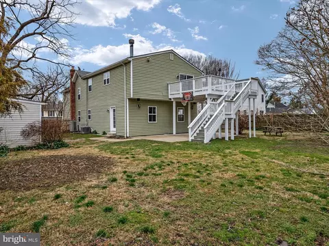 Exterior - 201 10th St, Laurel, MD 20707 photo 7 of 14