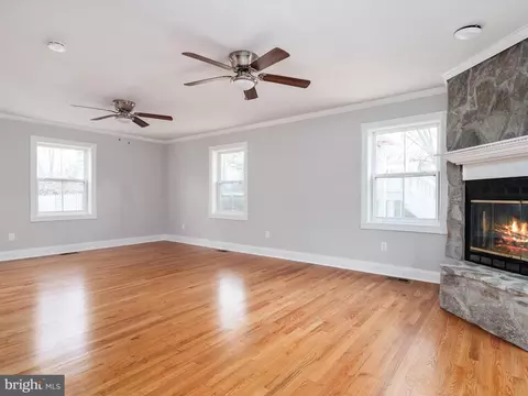 Other - 201 10th St, Laurel, MD 20707 photo 3 of 17