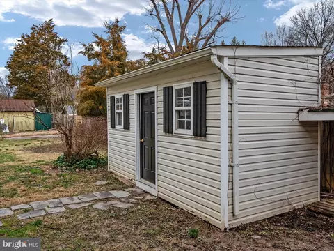Exterior - 201 10th St, Laurel, MD 20707 photo 4 of 14