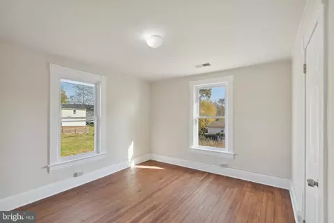 8811 Maple Ave, Bowie, MD 20720 photo 9