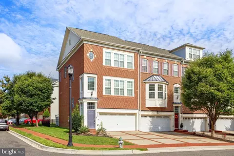 515 Bolin Ter, Marlboro, MD 20774