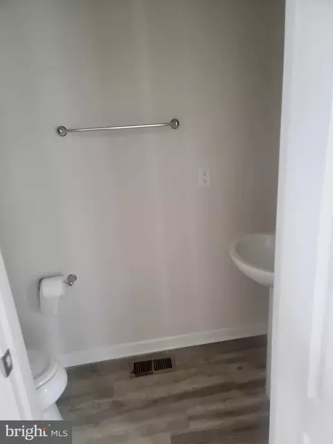 7509 Van Allen Ln, Lanham, MD 20706 photo 11
