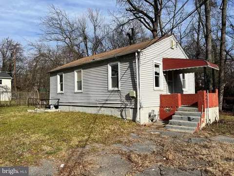 5918 Burgundy St, Capitol Heights, MD 20743