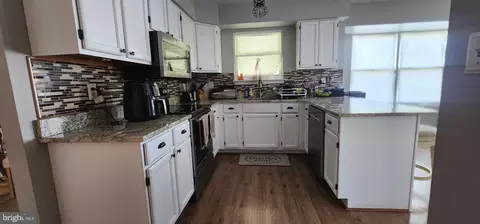 9511 Foxcroft Ave, Clinton, MD 20735