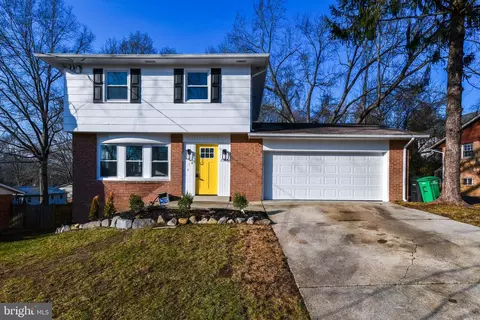 11004 Tyrone Dr, Marlboro, MD 20772