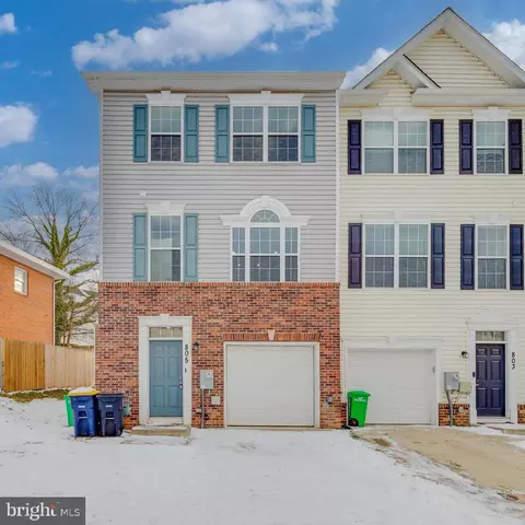 805 Maury Ave, Oxon Hill, MD 20745