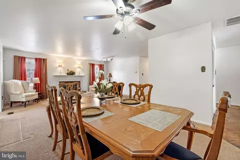12325 Manship Ln, Bowie, MD 20715