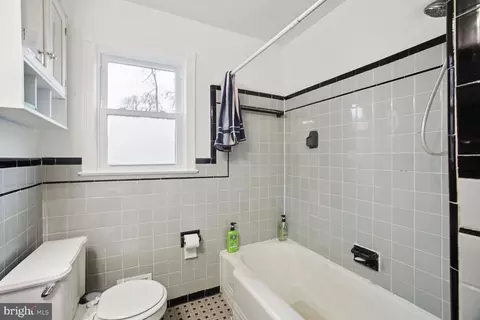 Bath - 9400 Worrell Ave, Lanham, MD 20706 photo 3 of 5