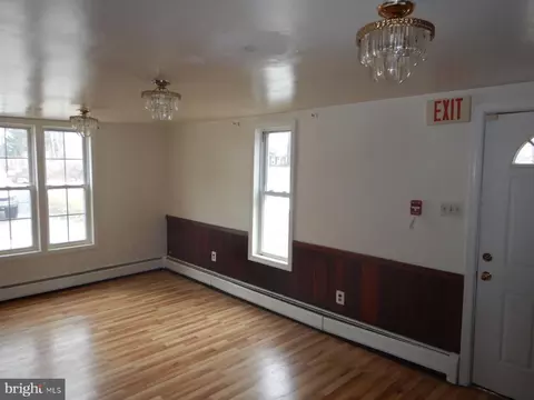 10003 Old Franklin Ave, Lanham, MD 20706 photo 4