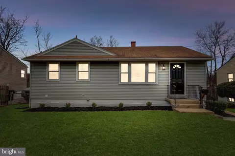 7310 Powhatan St, Lanham, MD 20706