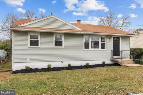 7310 Powhatan St, Lanham, MD 20706 photo 5