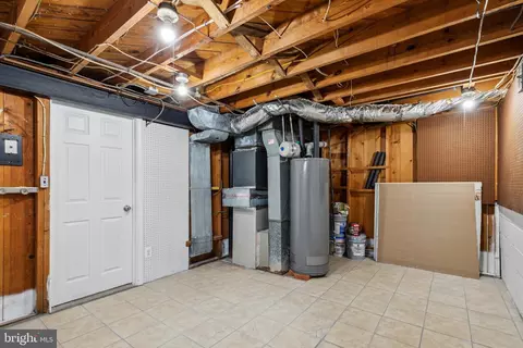 7310 Powhatan St, Lanham, MD 20706 photo 41