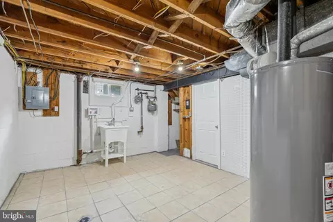 7310 Powhatan St, Lanham, MD 20706 photo 40