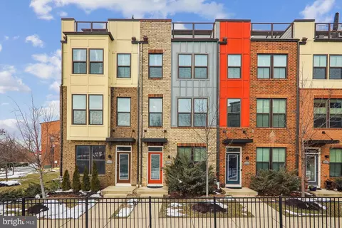 6203 Chronicle St, Hyattsville, MD 20782