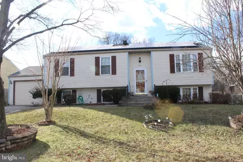 601 Castlewood Pl, Marlboro, MD 20774