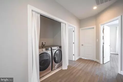 Entry Way - 3425 Eastern Ave, Mount Rainier, MD 20712 photo 4 of 4