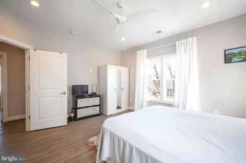 Bedroom - 3425 Eastern Ave, Mount Rainier, MD 20712 photo 3 of 5