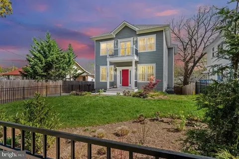 Exterior - 3425 Eastern Ave, Mount Rainier, MD 20712 photo 10 of 13