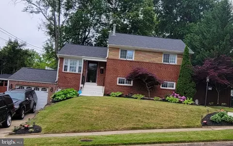 405 Clearfield Pl, Capitol Heights, MD 20743