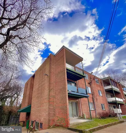 3011 Southern Ave #T-1, Temple Hills, MD 20748