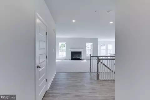 6103 Savannah Dr, Brandywine, MD 20613 photo 4