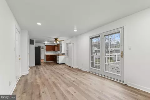 6428 Brightlea Dr, Lanham, MD 20706 photo 23