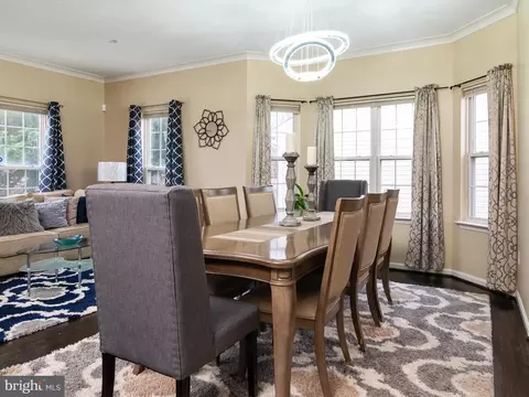7702 Beall Rd, Laurel, MD 20707 photo 5