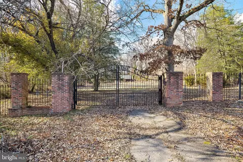 11719 Fort Washington Rd, Fort Washington, MD 20744