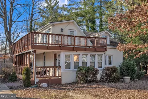 8401 Gibbons Dr, Fort Washington, MD 20744