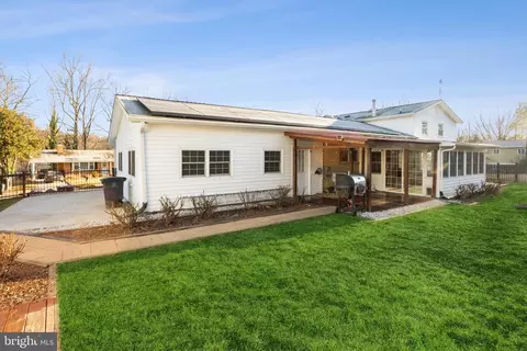 Exterior - 16121 Kenny Rd, Laurel, MD 20707 photo 12 of 15