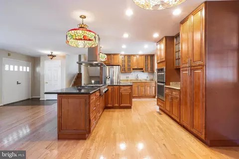 Kitchen - 16121 Kenny Rd, Laurel, MD 20707 photo 2 of 9
