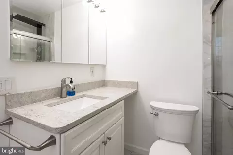 Bath - 16121 Kenny Rd, Laurel, MD 20707 photo 2 of 6