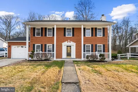 5225 Kenstan Dr, Temple Hills, MD 20748