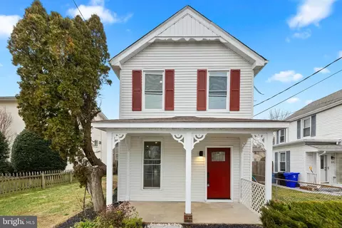 37 4th St, Laurel, MD 20707 photo 2