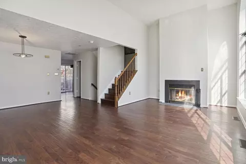 Living - 6104 Grenfell Loop, Bowie, MD 20720 photo 3 of 4