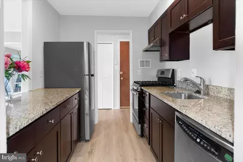 529 Wilson Bridge Dr #6728 C-1, Oxon Hill, MD 20745